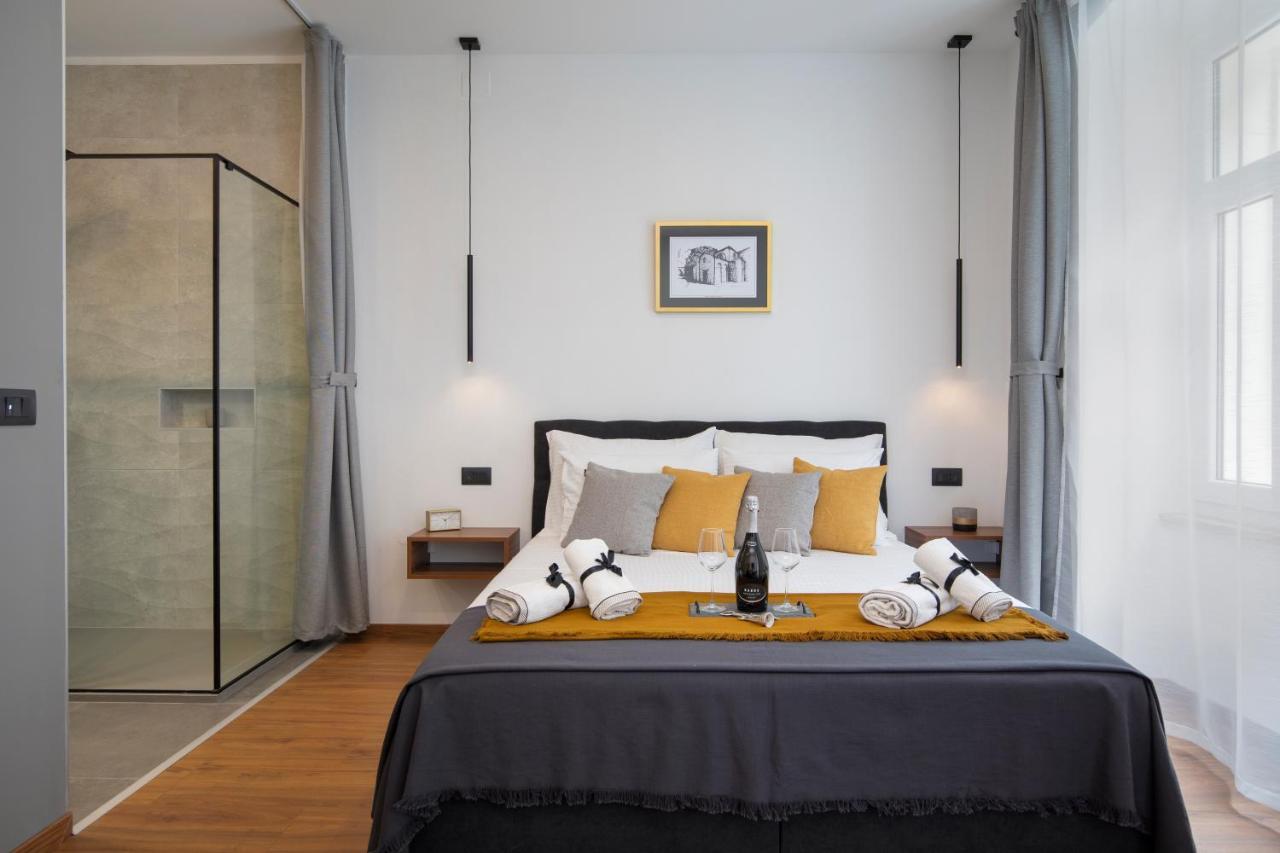 Deluxe Rooms And Apartments Korzo Póla Kültér fotó